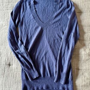 JCREW Women’s  V-Neck Merino Wool Sweater - Navy, Size Small